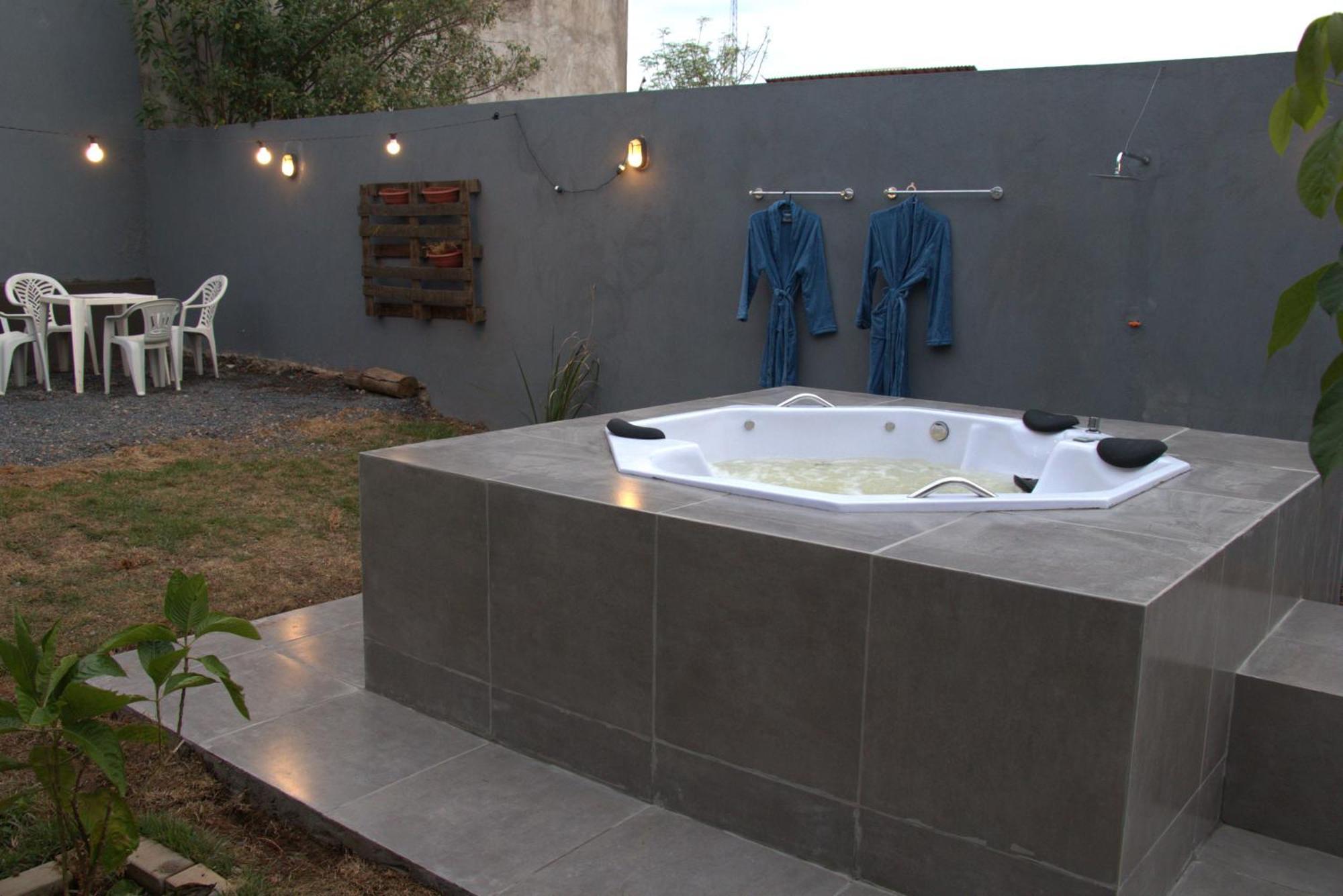 Casa Com Spa De Hidro Com Aquecedor A 700 Mts Do Centro Chapada dos Guimarães Exterior foto